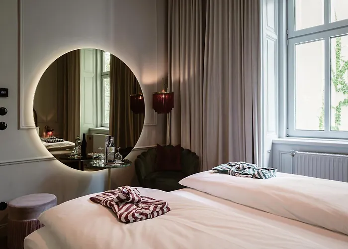 Hotel Eurostars Josefine 4*