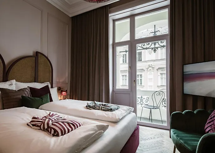 Hotel Eurostars Josefine 4*
