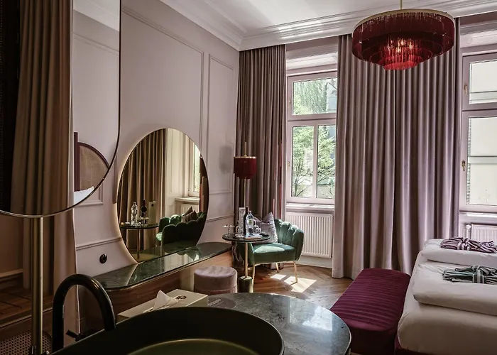 Eurostars Josefine 4*