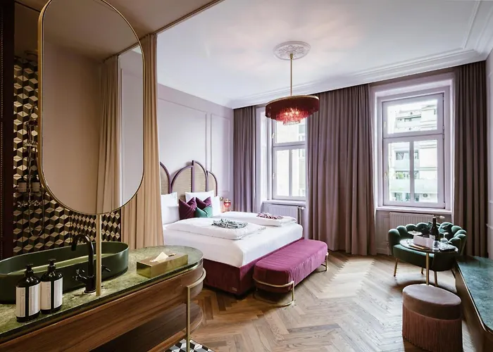 Eurostars Josefine 4*